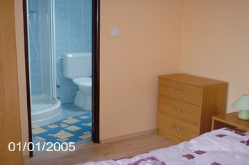 Slovacia Privát Oravský Biely Potok, Exteriorul